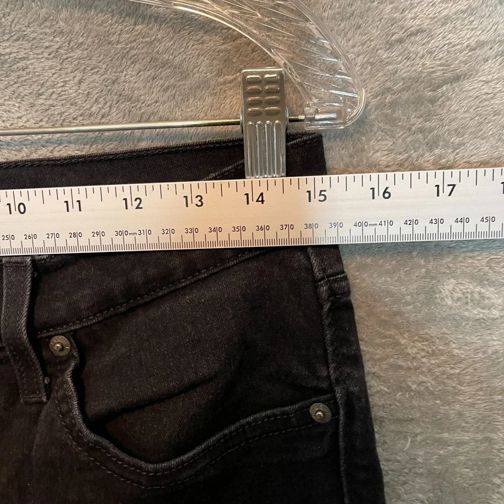 Signature Levis Men Slim Straight Jean 30x30* Black Denim Indie Trap Alternative